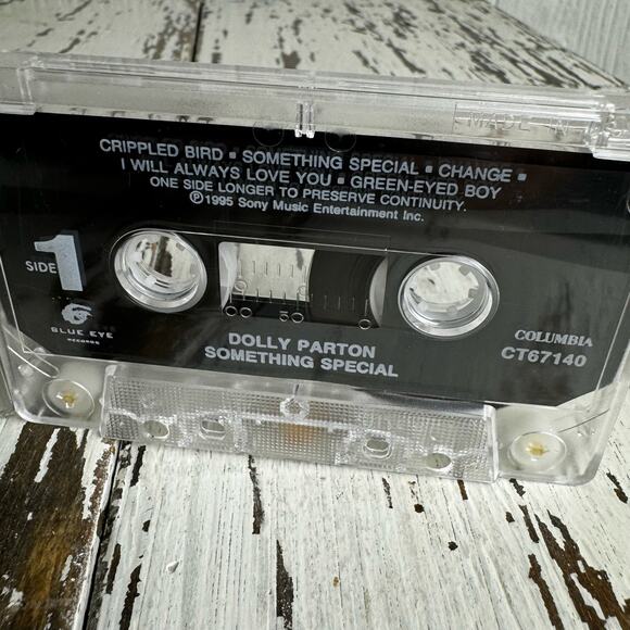 Dolly Parton Something Special 1995 Sony Music Cassette Tape Country Classic Vtg - Picture 7 of 7